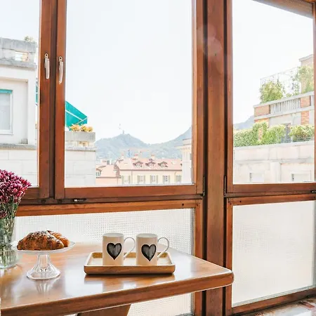 펜션 Piazza Cavour View - By Myhomeincomo *