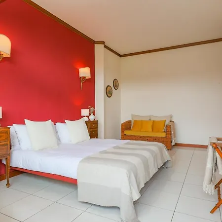 Piazza Cavour View - By Myhomeincomo *